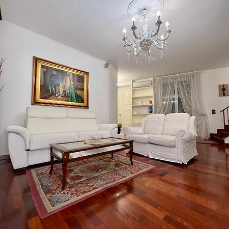 Casa Vacanze Maridy نابولي المظهر الخارجي الصورة